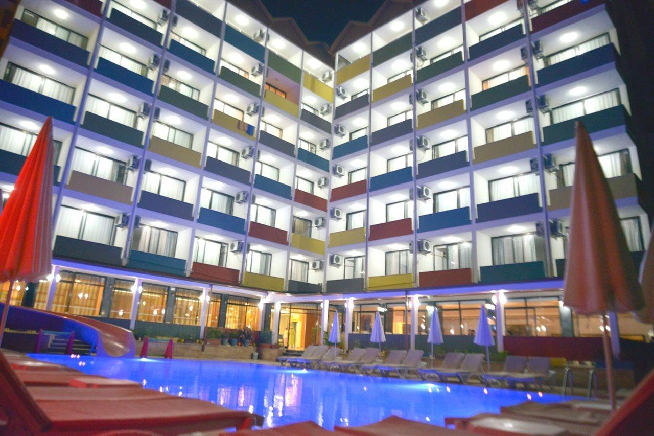 מהמוטלר Viva Beach Hotel מראה חיצוני תמונה