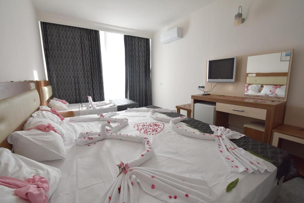 מהמוטלר Viva Beach Hotel מראה חיצוני תמונה